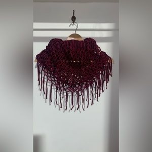 Multifunctional scarf